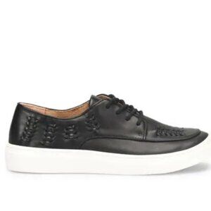 NEW COMFORTIVA Suede Thayer Lace Up Comfort Sneakers for women in black 7253m7